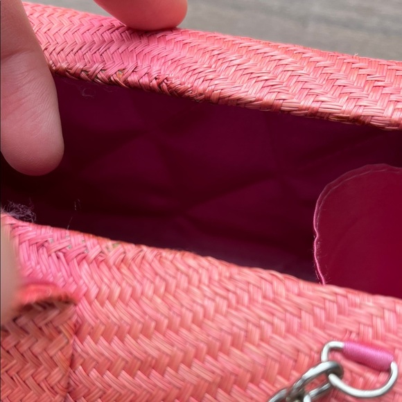 Vintage Donna Dixson Coral Woven Mini Handbag with Charm Handle - Picture 13 of 16